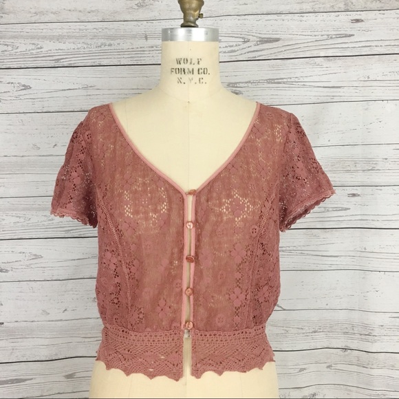 Free People Sweaters - Free People dusty rose lace crochet crop cardigan
